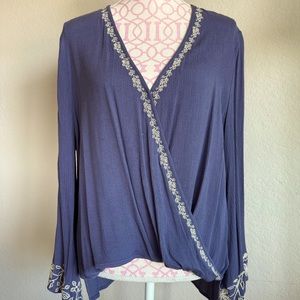 High-Low crepe top with embroidery